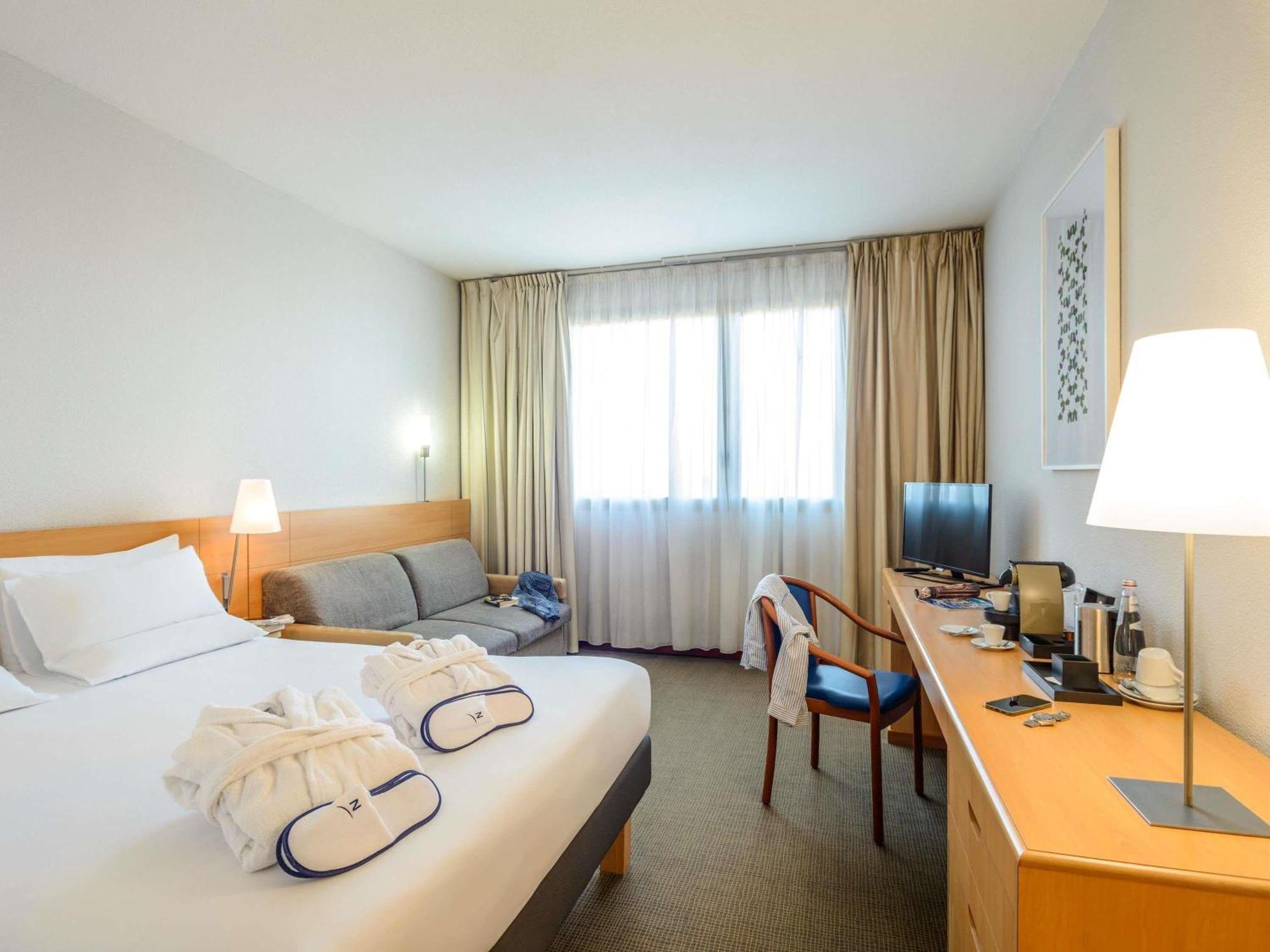 Novotel Torino Corso Giulio Cesare מראה חיצוני תמונה